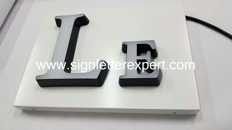 08 low profile LED illuminated letter signs (5)